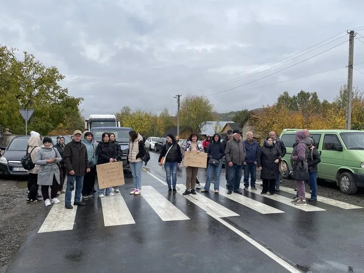 Мітинг, протест, акція, дорога, Солотвин Мітинг, протест, акція, дорога, Солотвин