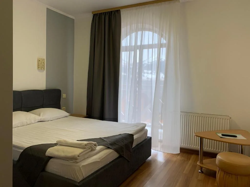 Двомісний номер з видом на гори. Фото: Booking.com